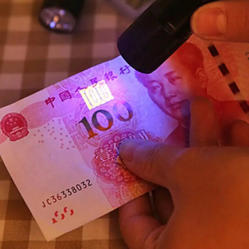 395nm UV Blacklight Flashlight