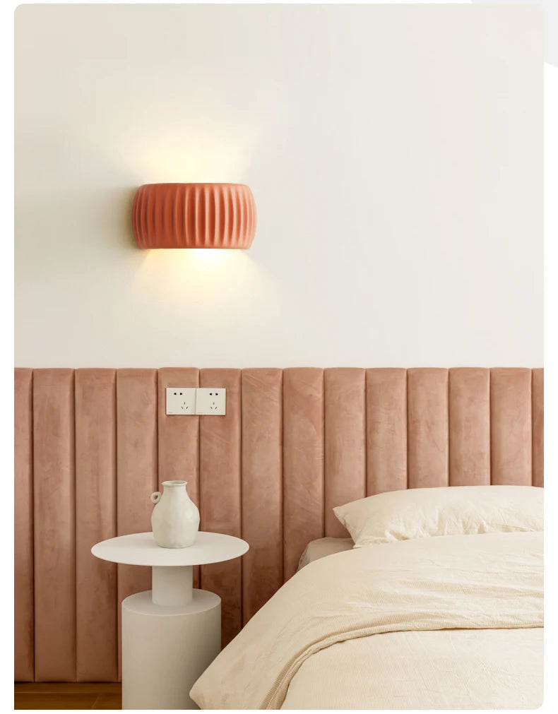 French European Resin Wall Lamp – Modern