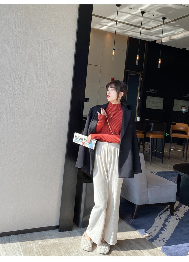 Women’s Turtleneck Sweater