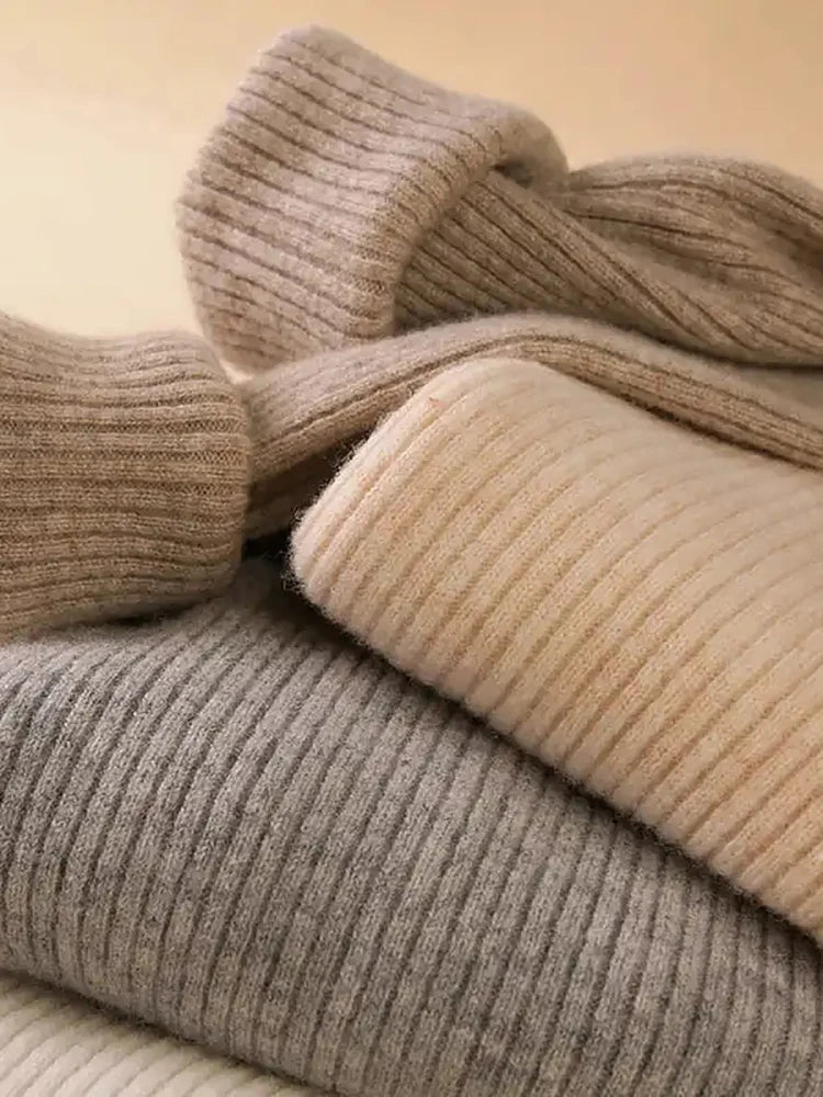 Women’s Fall Turtleneck Sweater