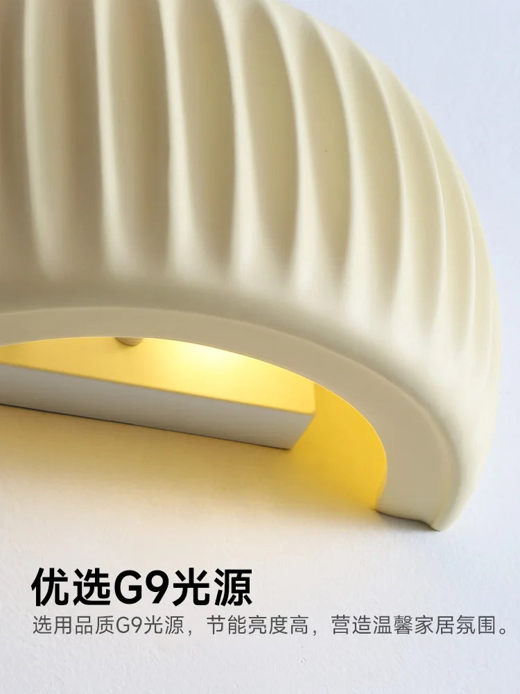 French European Resin Wall Lamp – Modern